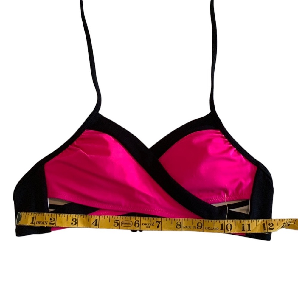 EUC PINK Victoria’s Secret Criss Cross Bikini Top • Size XS - Picture 11 of 11